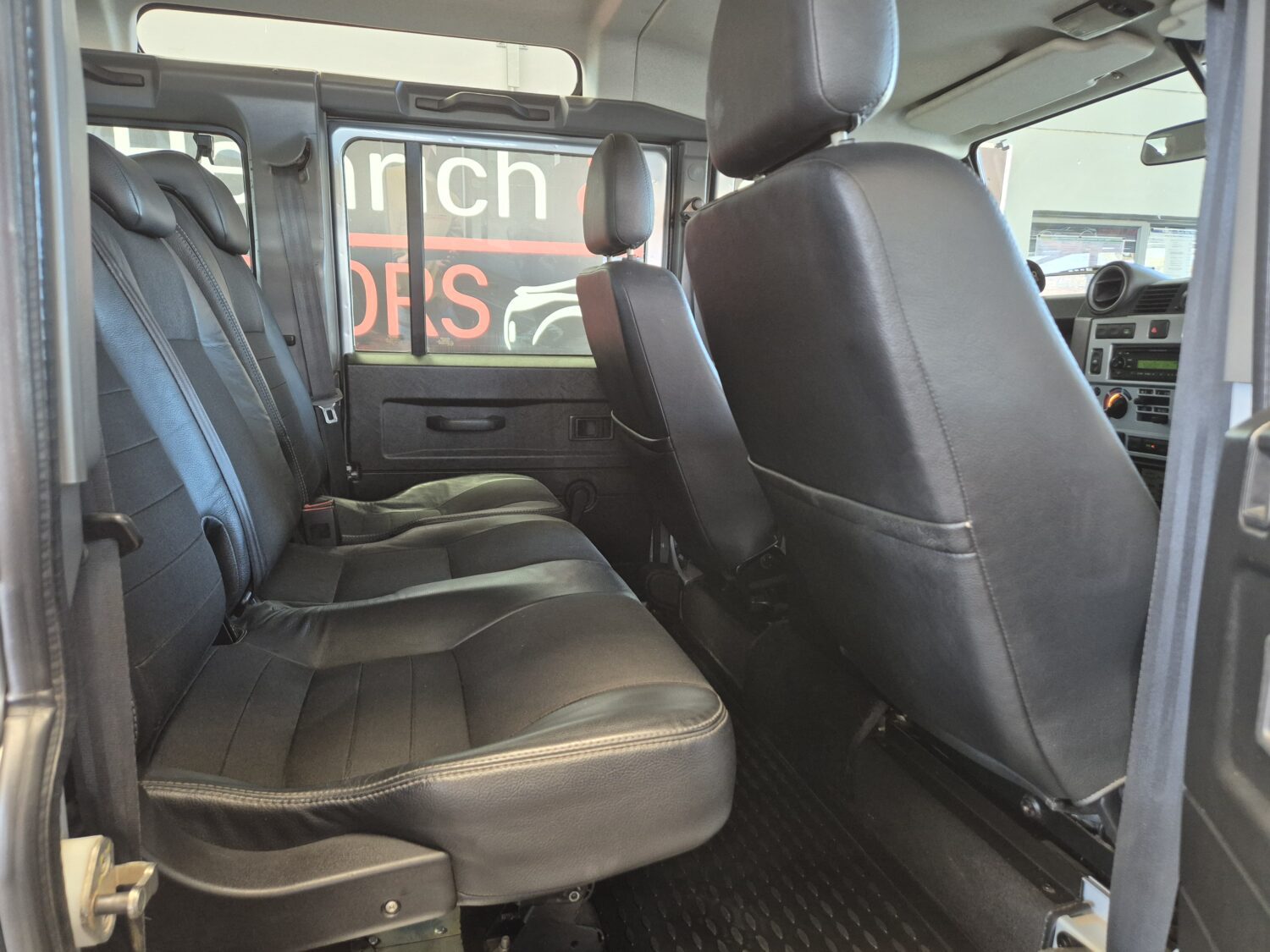 Land Rover Defender 110 TD Station Wagon S LTD Edition