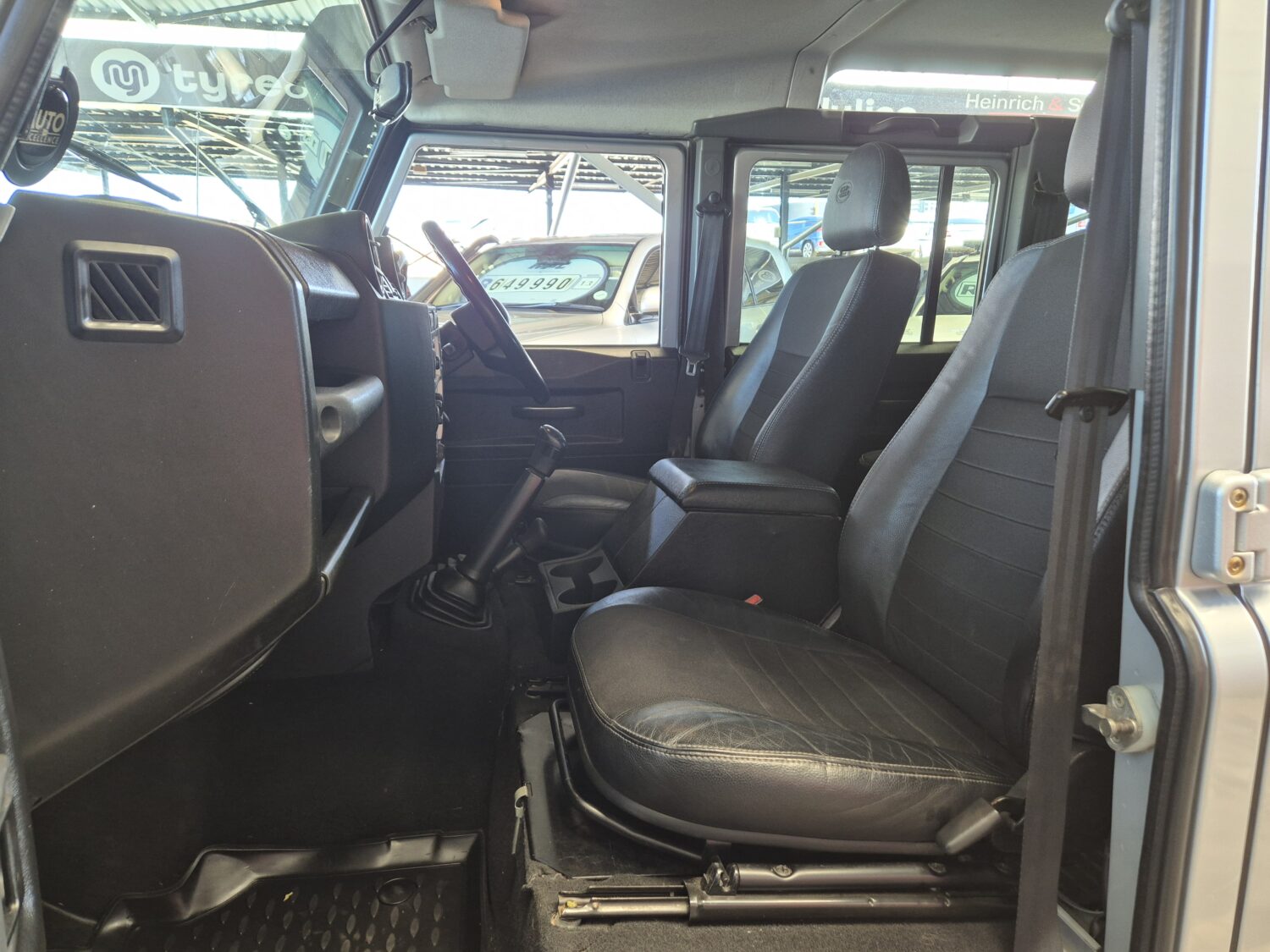 Land Rover Defender 110 TD Station Wagon S LTD Edition