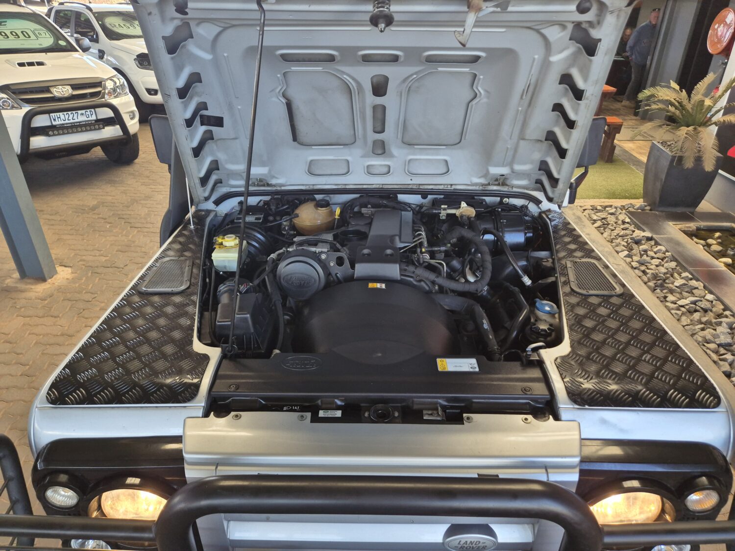 Land Rover Defender 110 TD Station Wagon S LTD Edition
