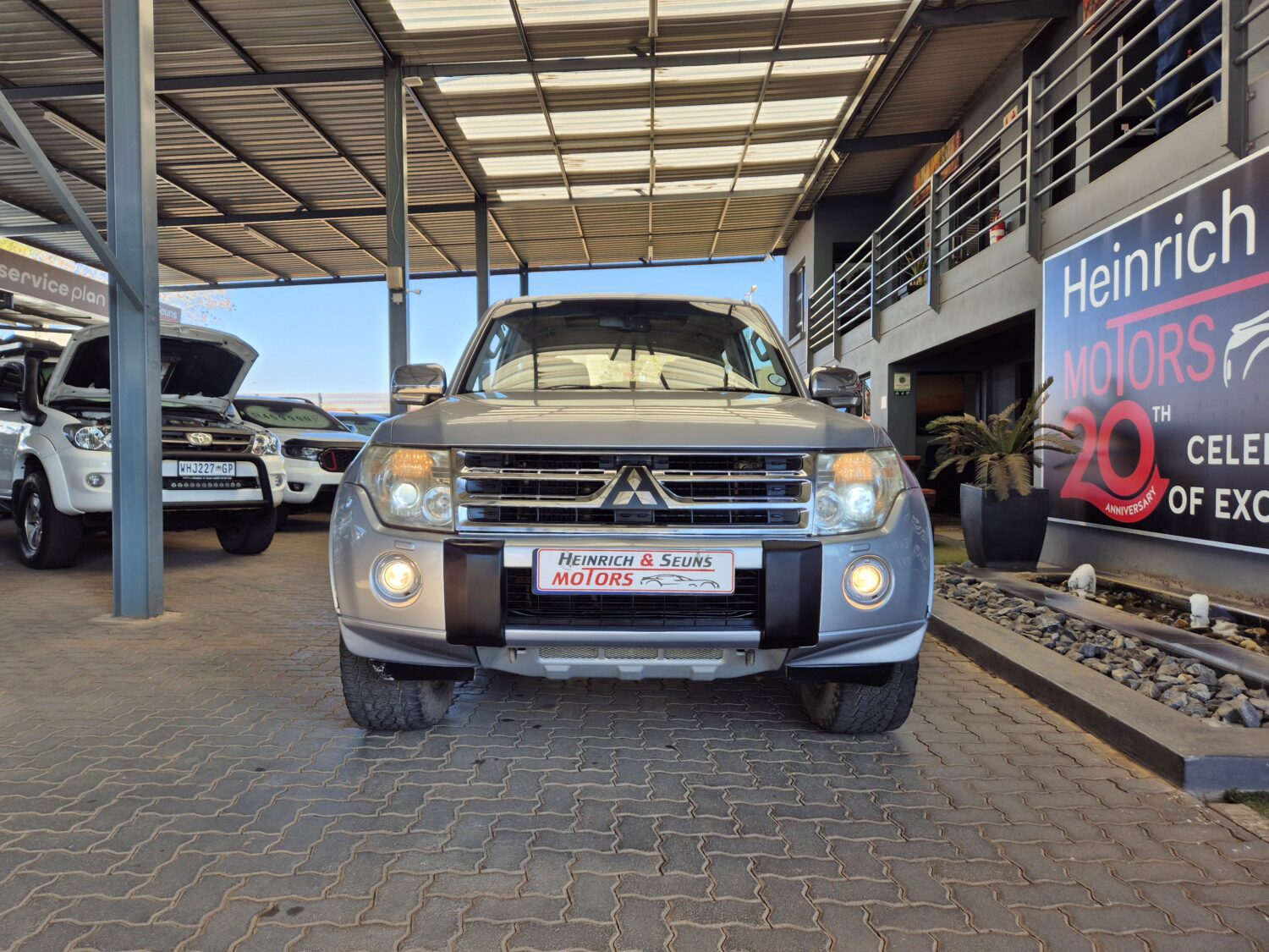 Mitsubishi Pajero 3-Door 3.8 GLS Auto