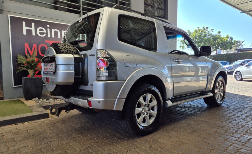 Mitsubishi Pajero 3-Door 3.8 GLS Auto