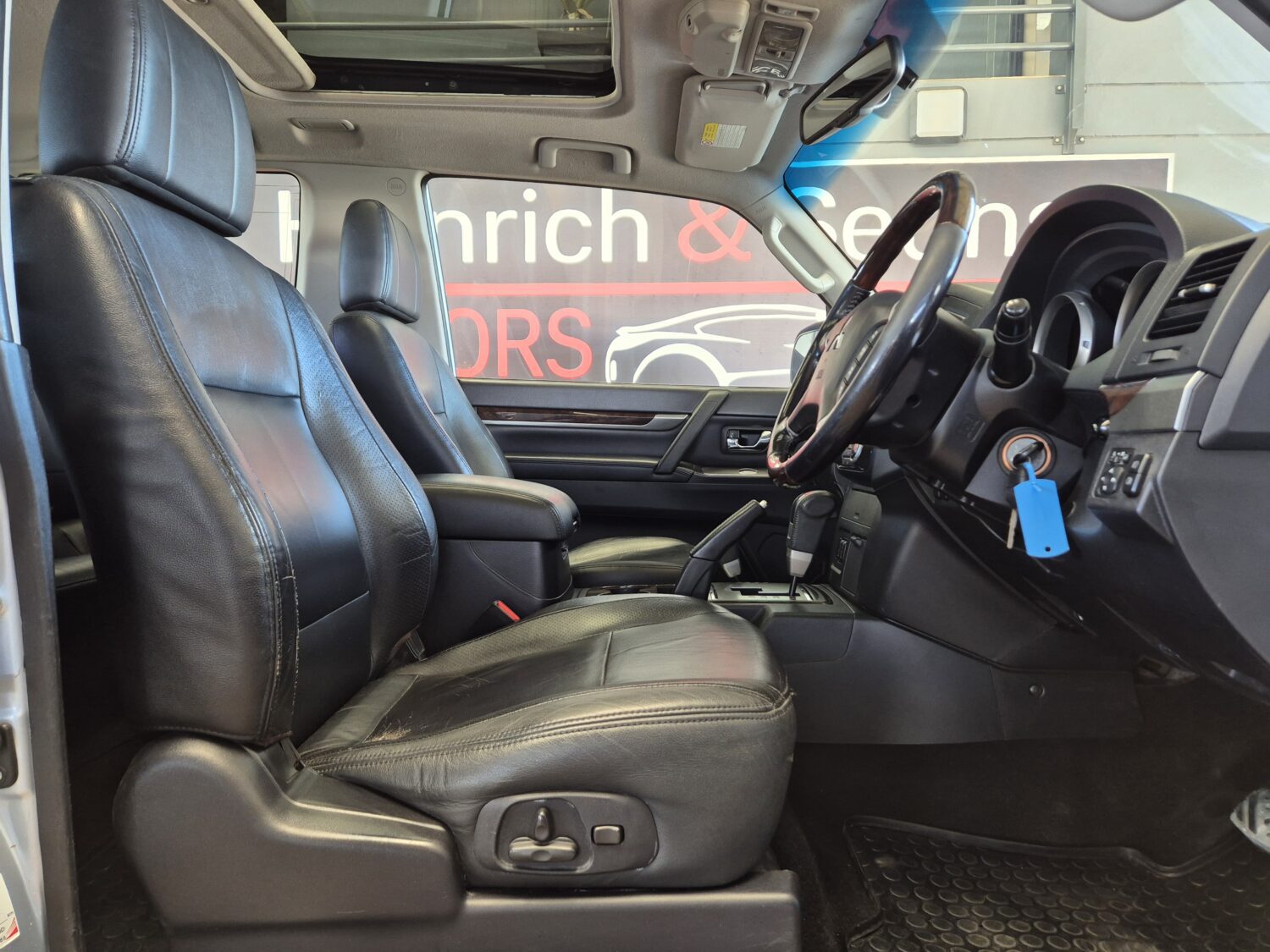 Mitsubishi Pajero 3-Door 3.8 GLS Auto