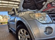 Mitsubishi Pajero 3-Door 3.8 GLS Auto