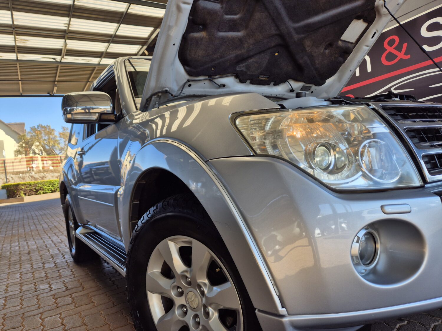 Mitsubishi Pajero 3-Door 3.8 GLS Auto