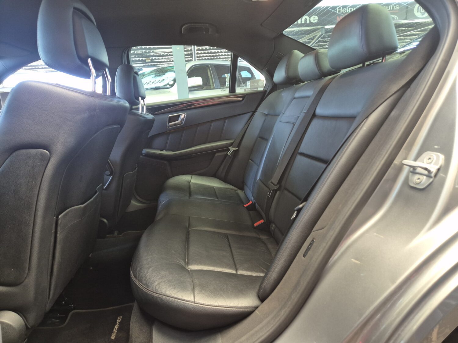 Mercedes-Benz E-Class E200CGI Avantgarde