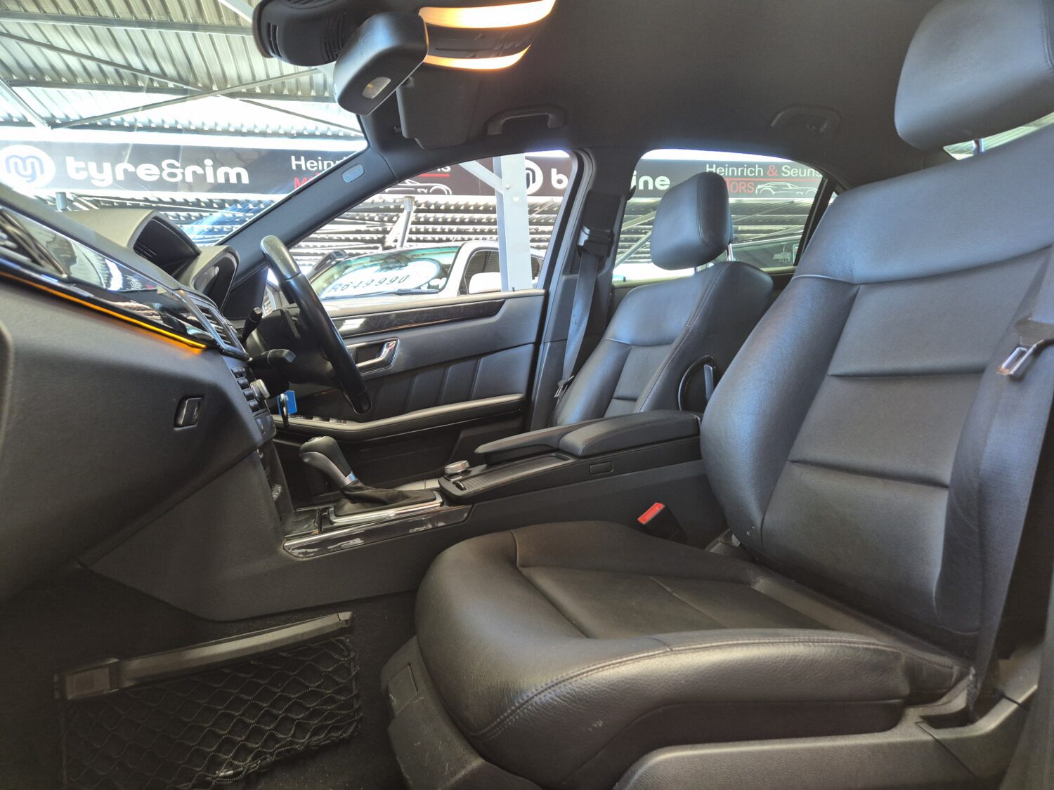 Mercedes-Benz E-Class E200CGI Avantgarde