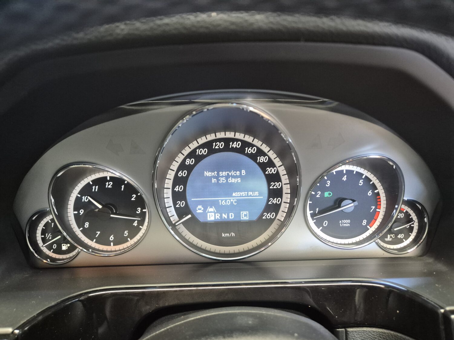 Mercedes-Benz E-Class E200CGI Avantgarde