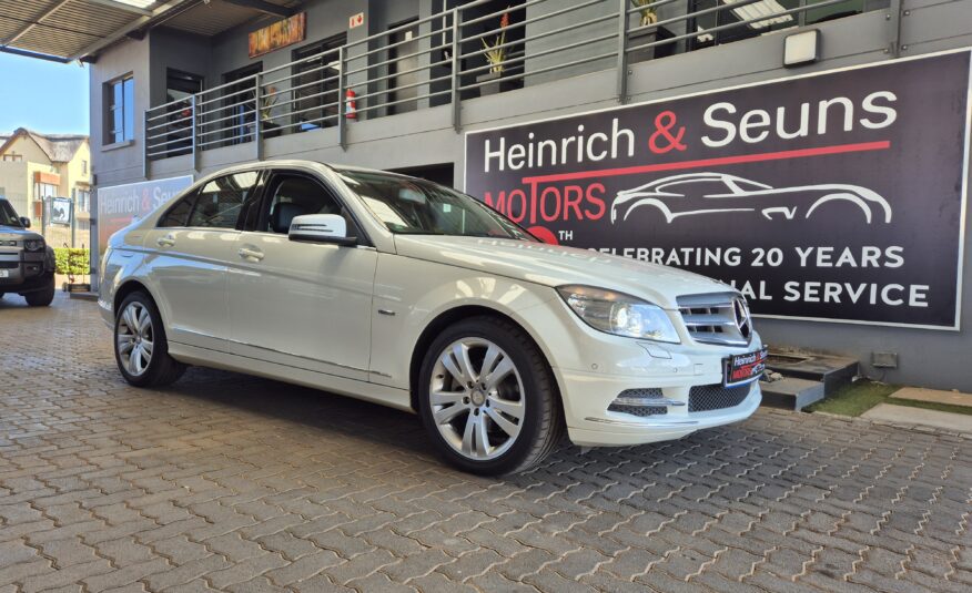 Mercedes-Benz C-Class C200CGI Avantgarde Auto