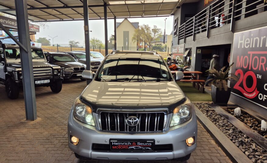Toyota Land Cruiser Prado 4.0 VX Auto