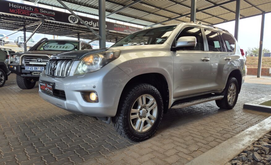 Toyota Land Cruiser Prado 4.0 VX Auto