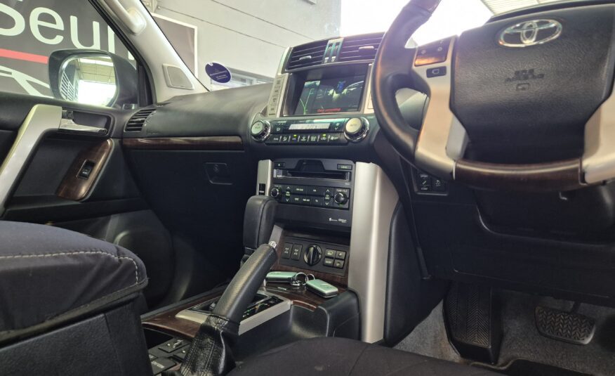 Toyota Land Cruiser Prado 4.0 VX Auto