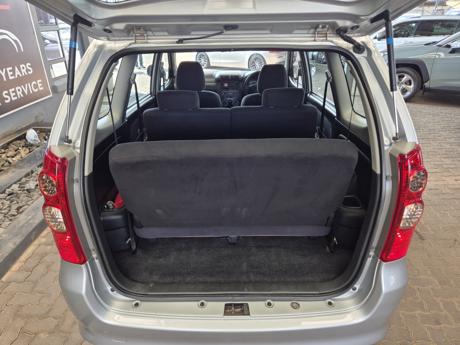 Toyota Avanza 1.5 SX