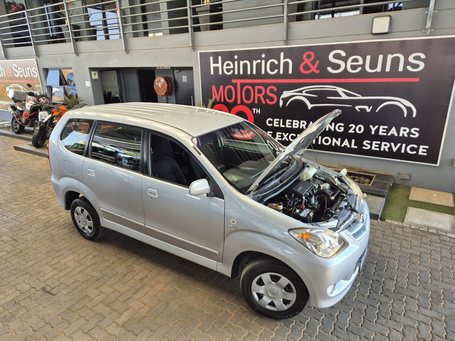 Toyota Avanza 1.5 SX