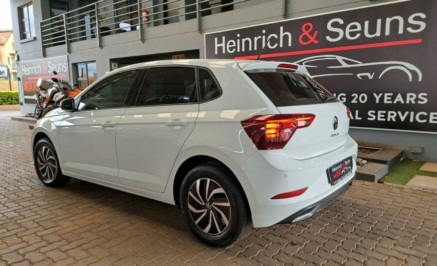 Volkswagen Polo Hatch 1.0TSI Life Auto