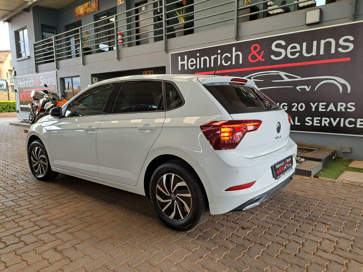 Volkswagen Polo Hatch 1.0TSI Life Auto