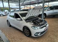 Volkswagen Polo Hatch 1.0TSI Life Auto