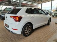 Volkswagen Polo Hatch 1.0TSI Life Auto