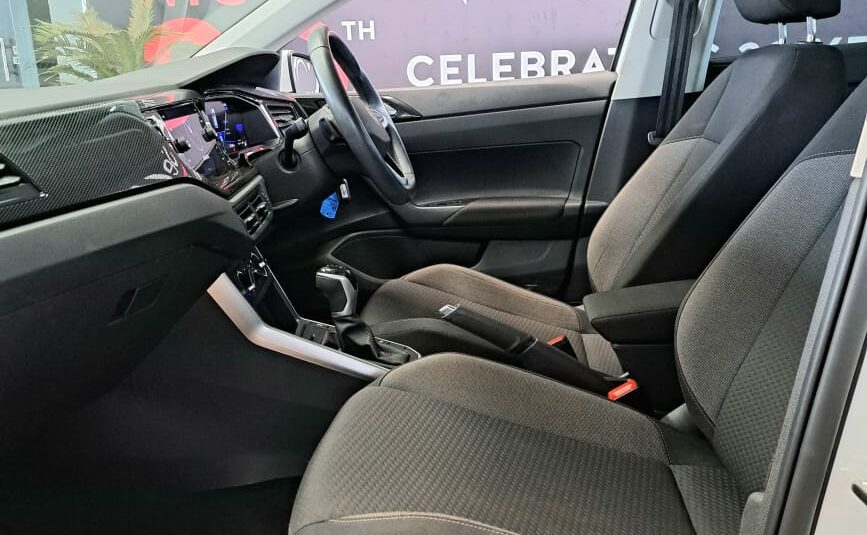 Volkswagen Polo Hatch 1.0TSI Life Auto