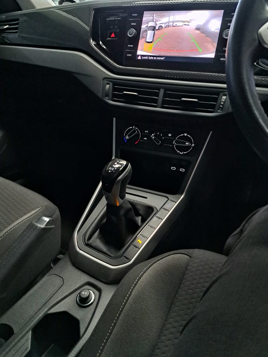Volkswagen Polo Hatch 1.0TSI Life Auto