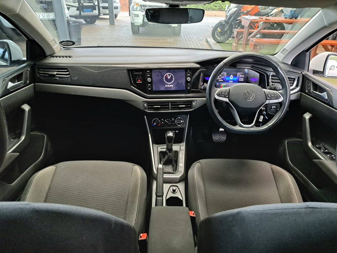 Volkswagen Polo Hatch 1.0TSI Life Auto