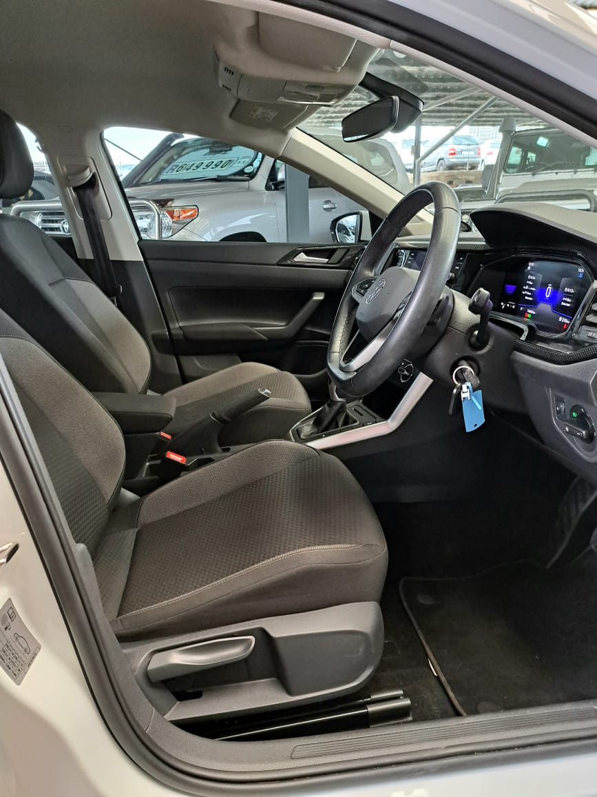 Volkswagen Polo Hatch 1.0TSI Life Auto