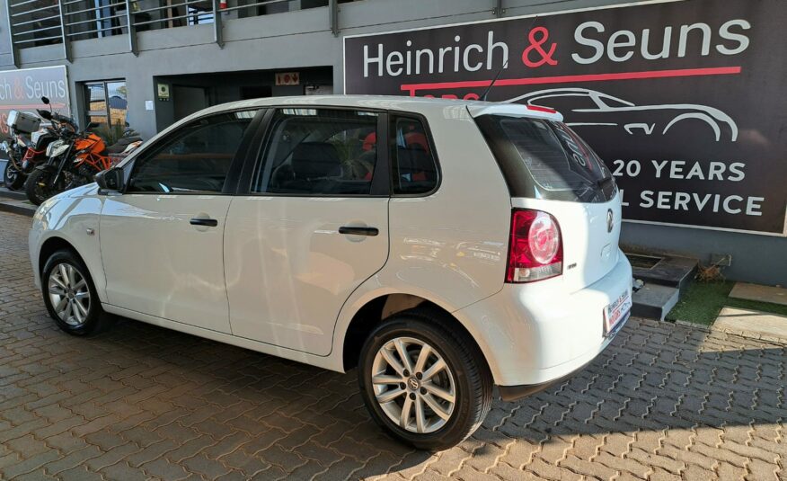 Volkswagen Polo Vivo HATCH 1.4 CONCEPTLINE