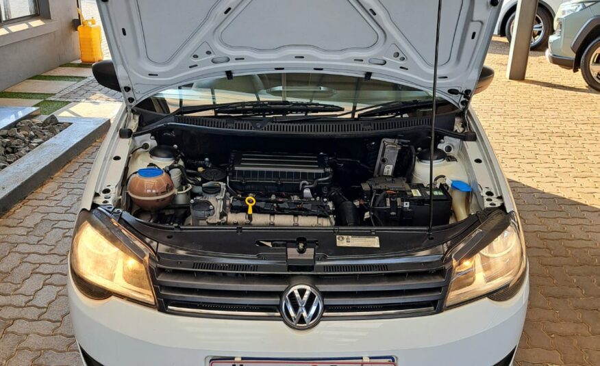 Volkswagen Polo Vivo HATCH 1.4 CONCEPTLINE