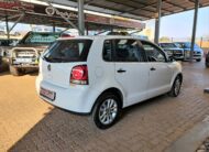 Volkswagen Polo Vivo HATCH 1.4 CONCEPTLINE