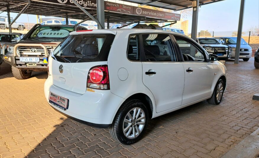 Volkswagen Polo Vivo HATCH 1.4 CONCEPTLINE