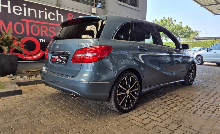 Mercedes-Benz B-Class B200CDI Auto