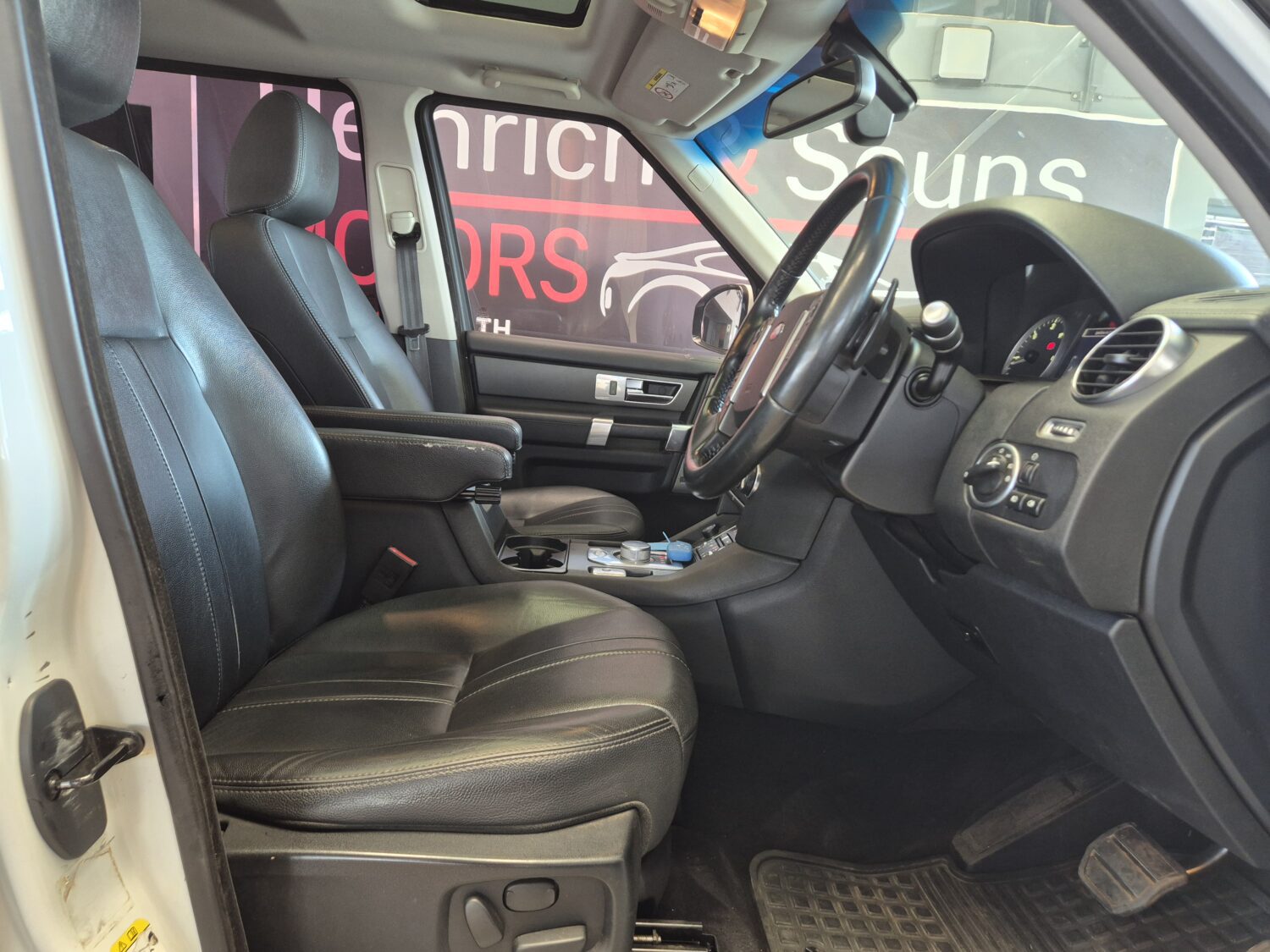 Land Rover Discovery 4 SDV6 SE Auto