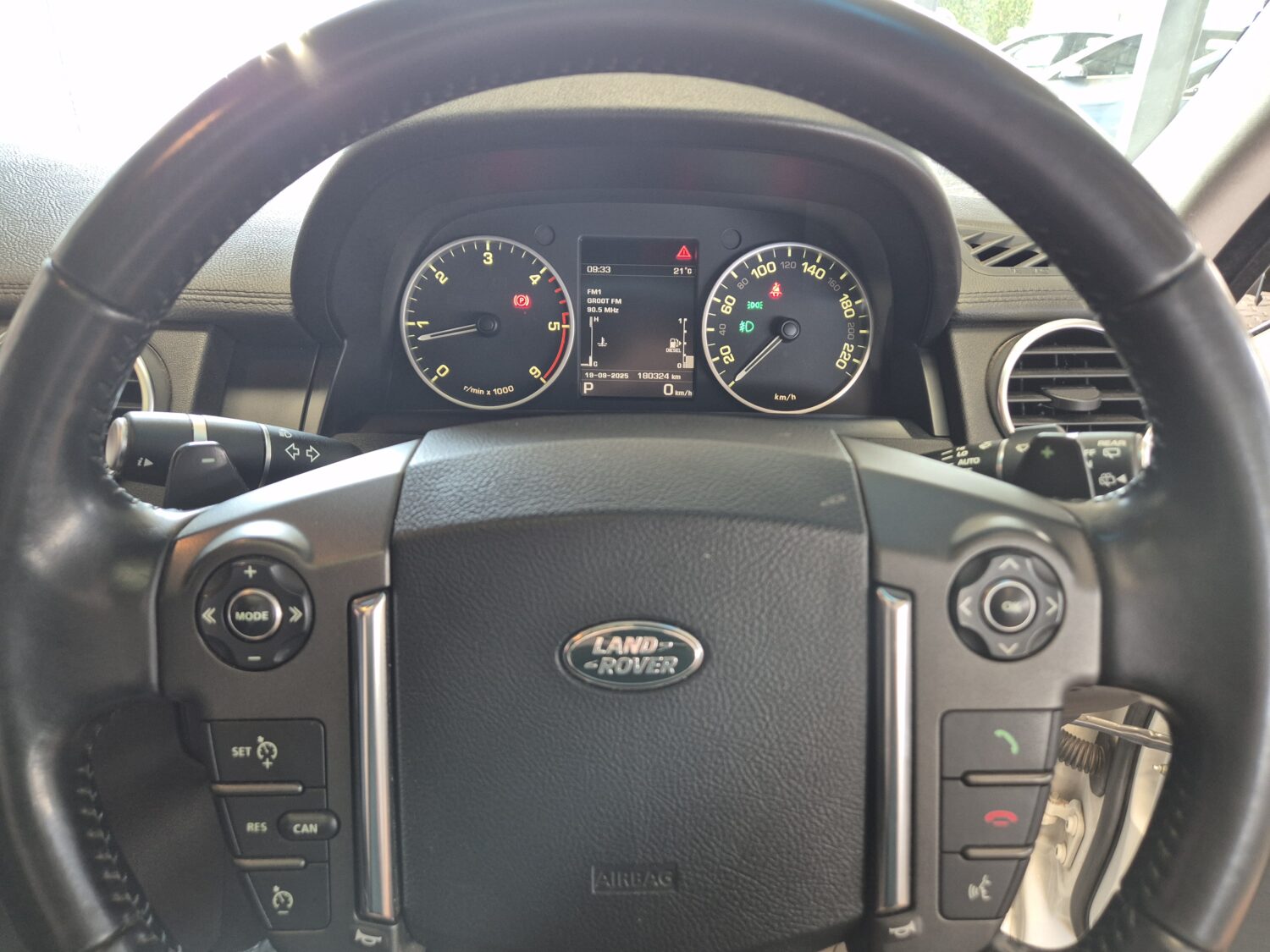 Land Rover Discovery 4 SDV6 SE Auto