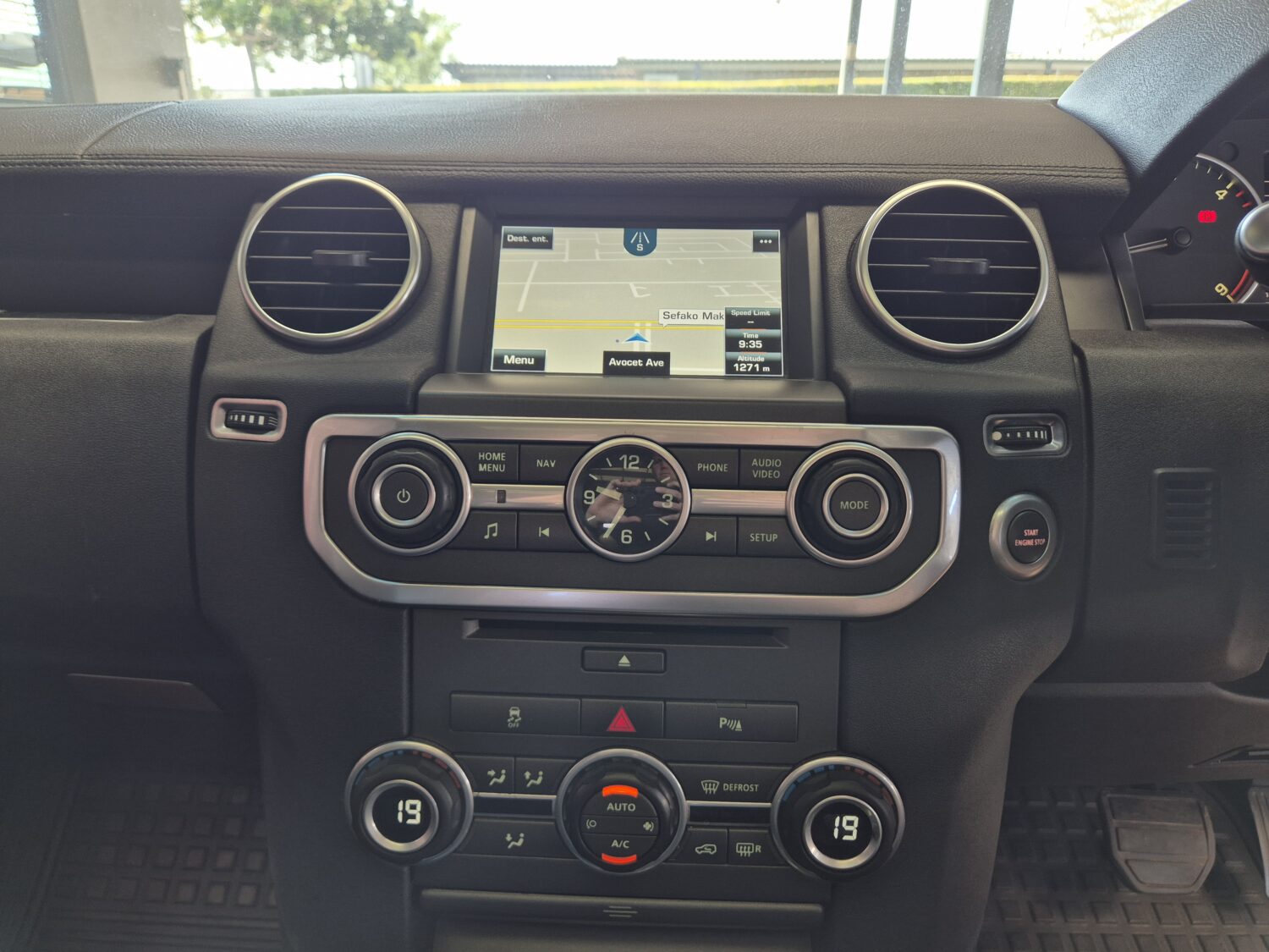 Land Rover Discovery 4 SDV6 SE Auto
