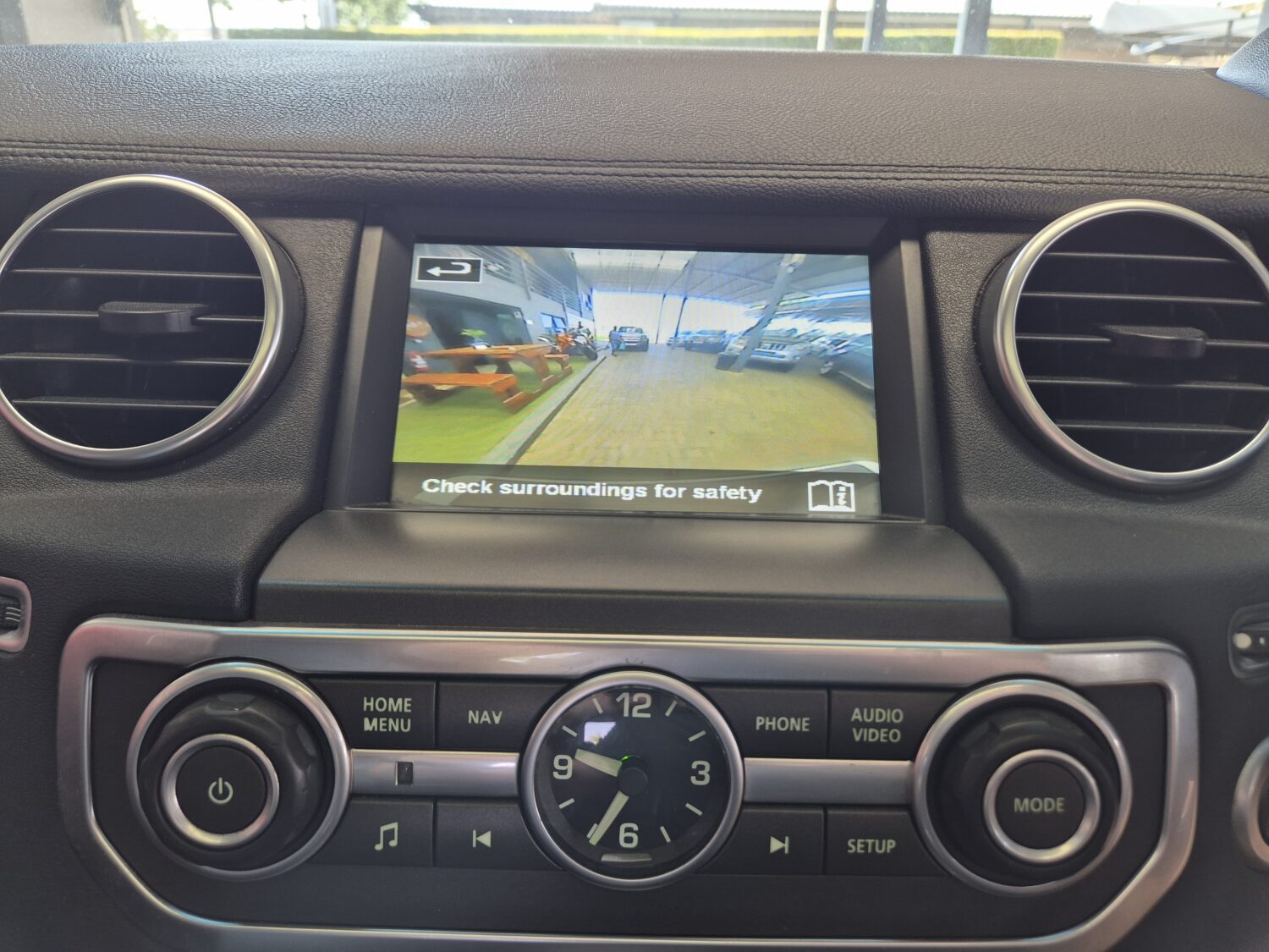 Land Rover Discovery 4 SDV6 SE Auto