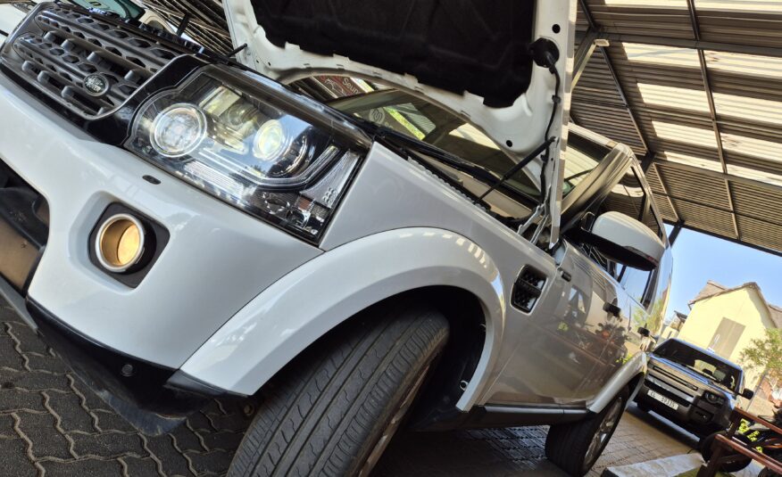 Land Rover Discovery 4 SDV6 SE Auto