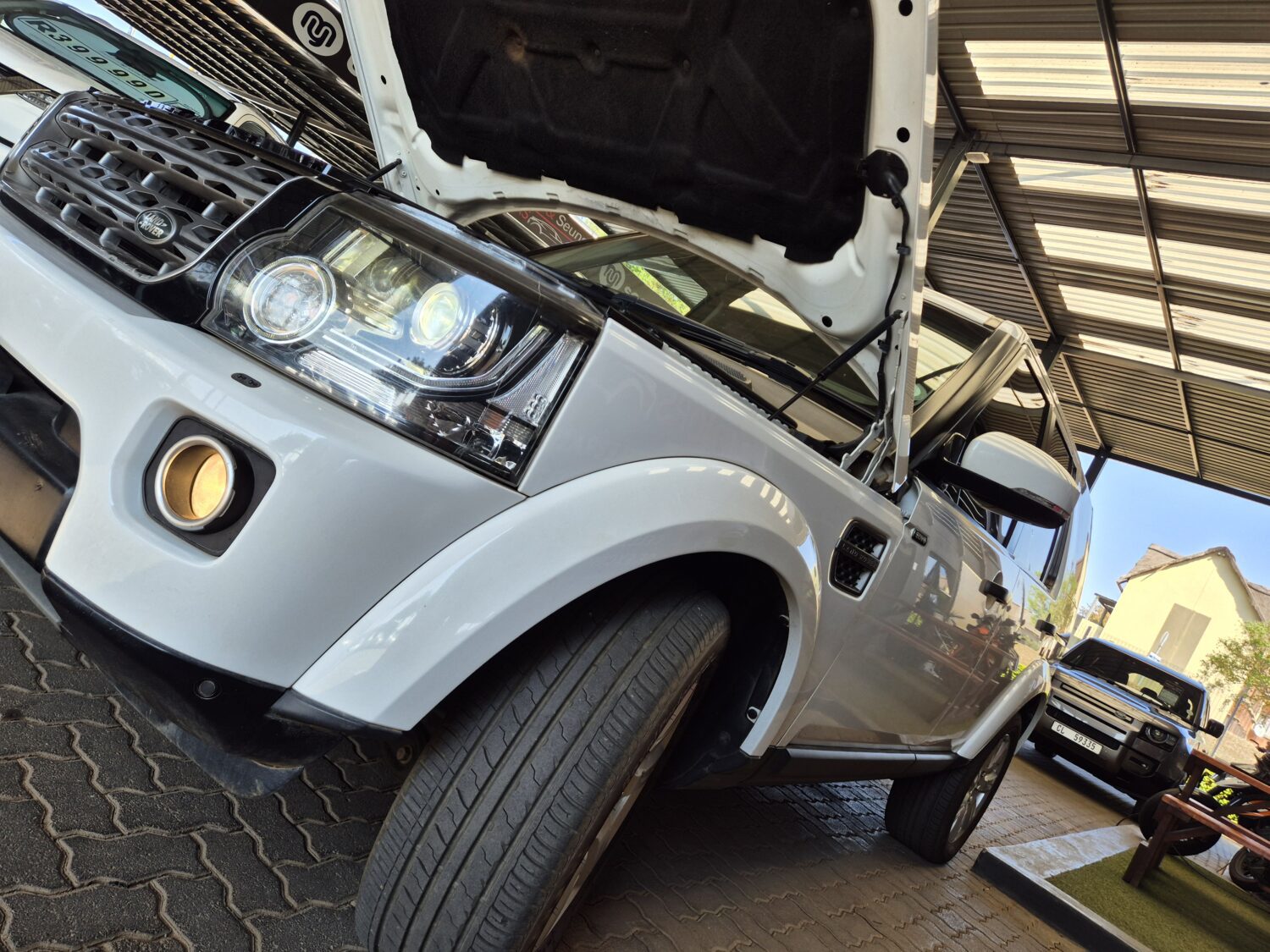 Land Rover Discovery 4 SDV6 SE Auto