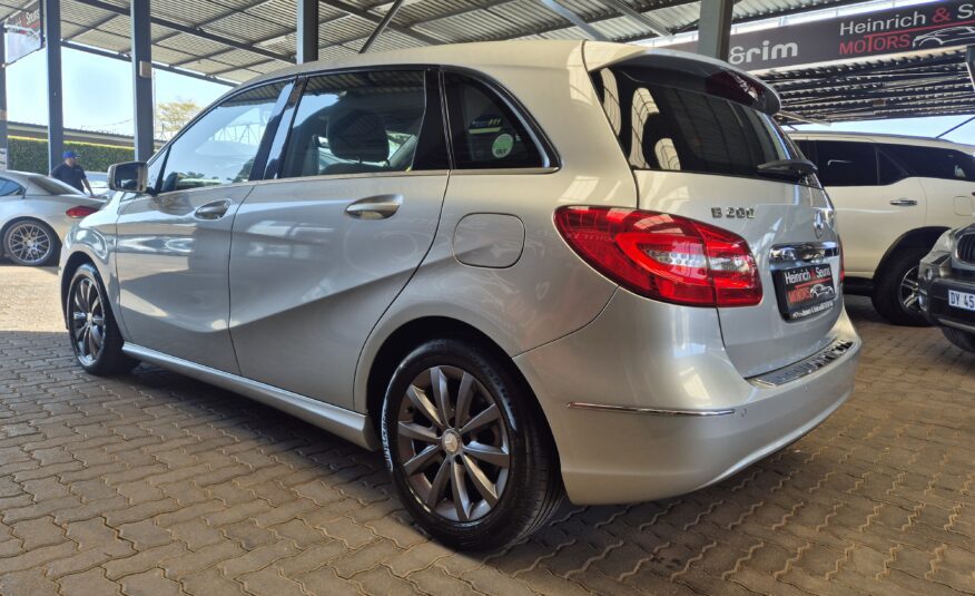Mercedes-Benz B-Class B200 Auto