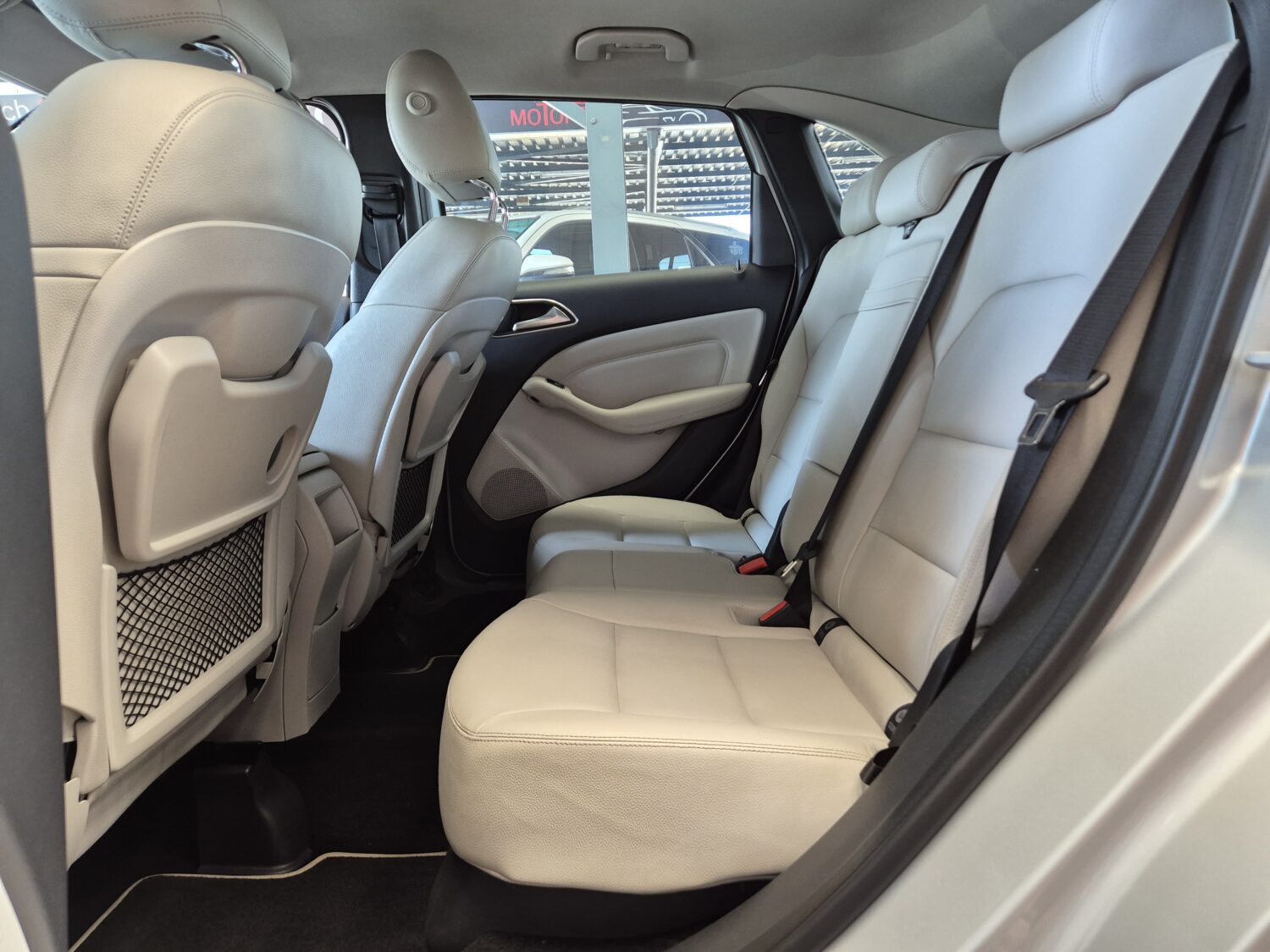 Mercedes-Benz B-Class B200 Auto