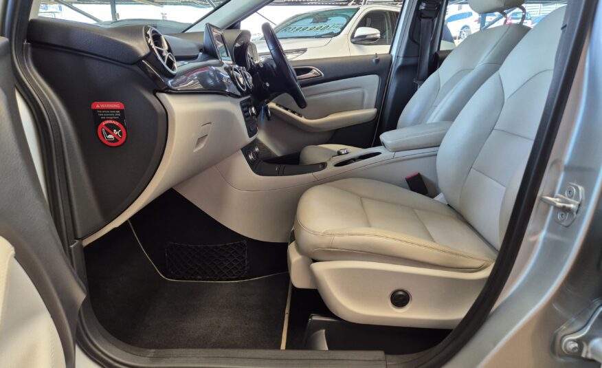 Mercedes-Benz B-Class B200 Auto