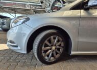 Mercedes-Benz B-Class B200 Auto