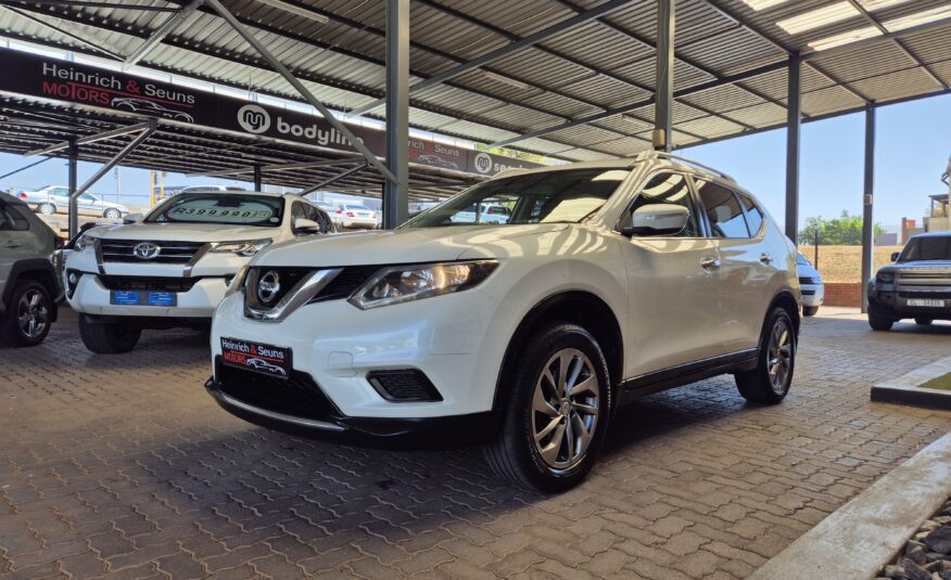 Nissan X-Trail 2.0 XE
