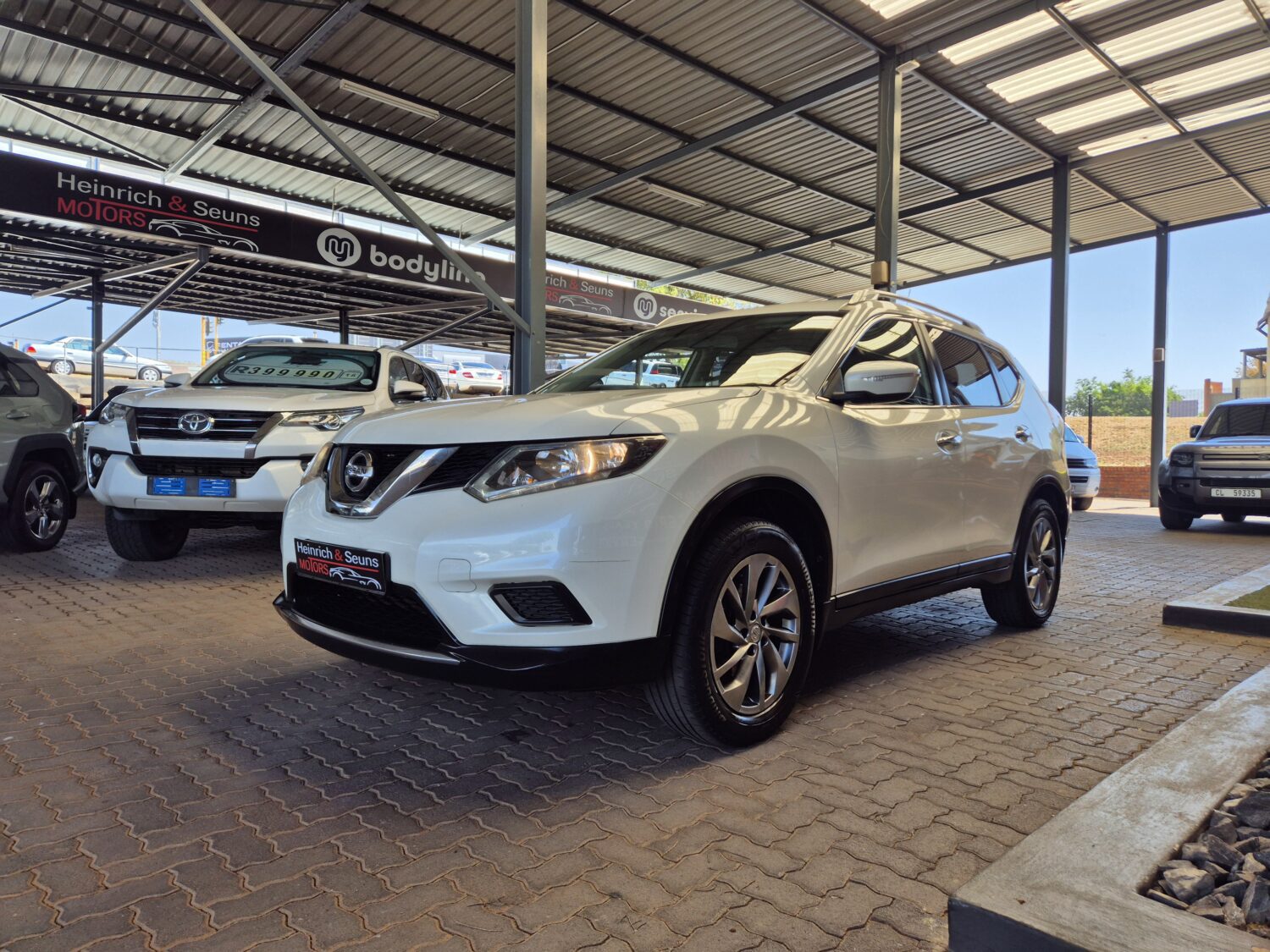 Nissan X-Trail 2.0 XE