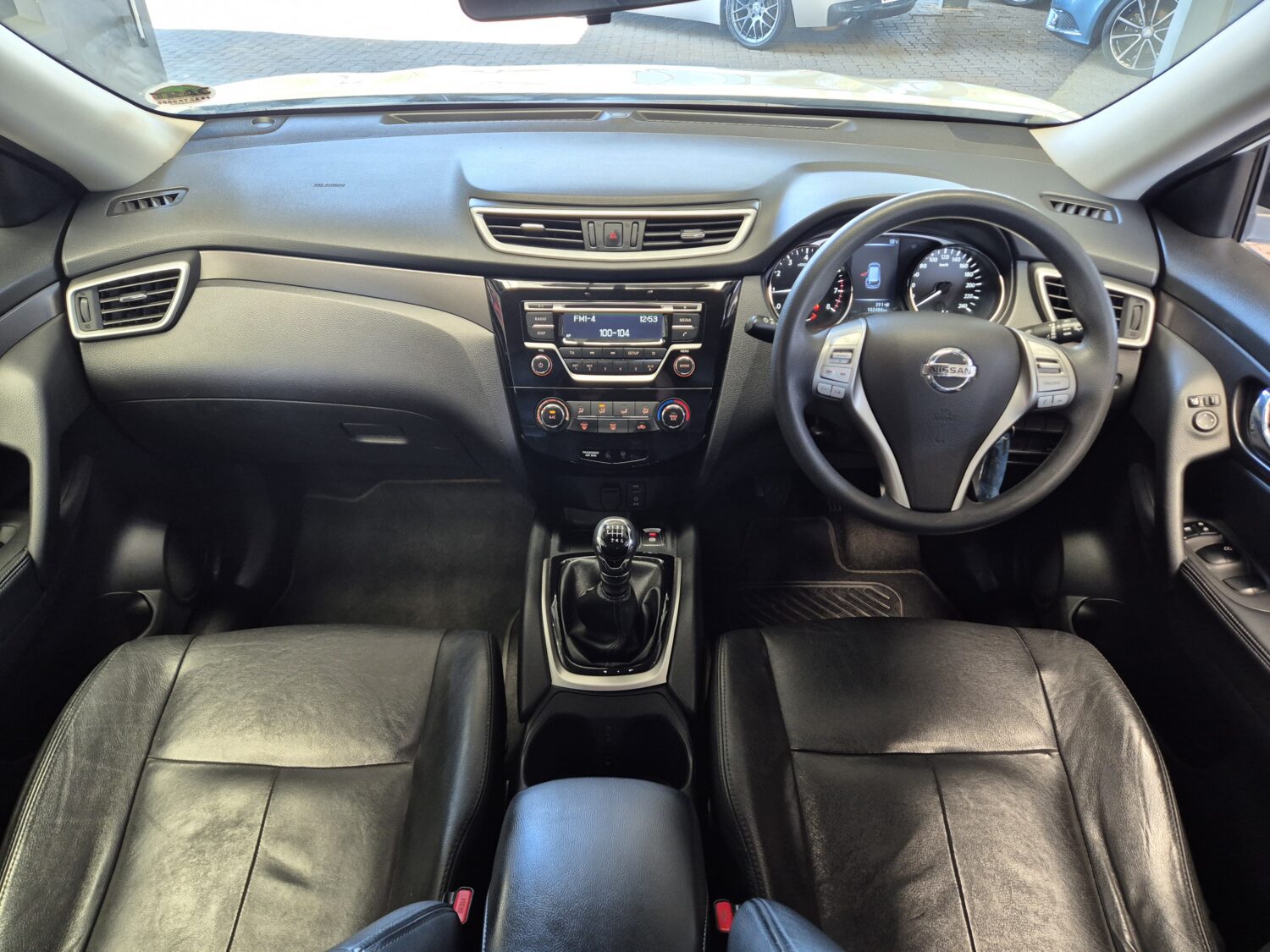 Nissan X-Trail 2.0 XE