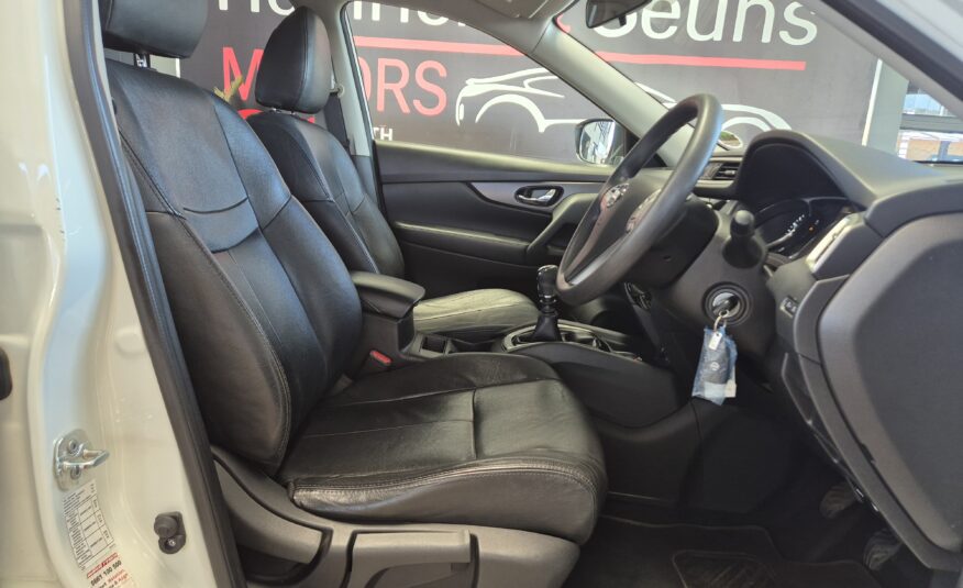 Nissan X-Trail 2.0 XE
