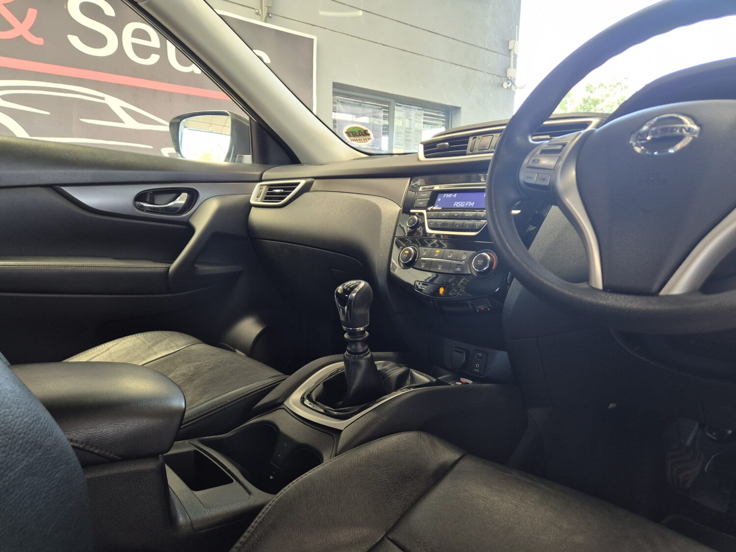 Nissan X-Trail 2.0 XE