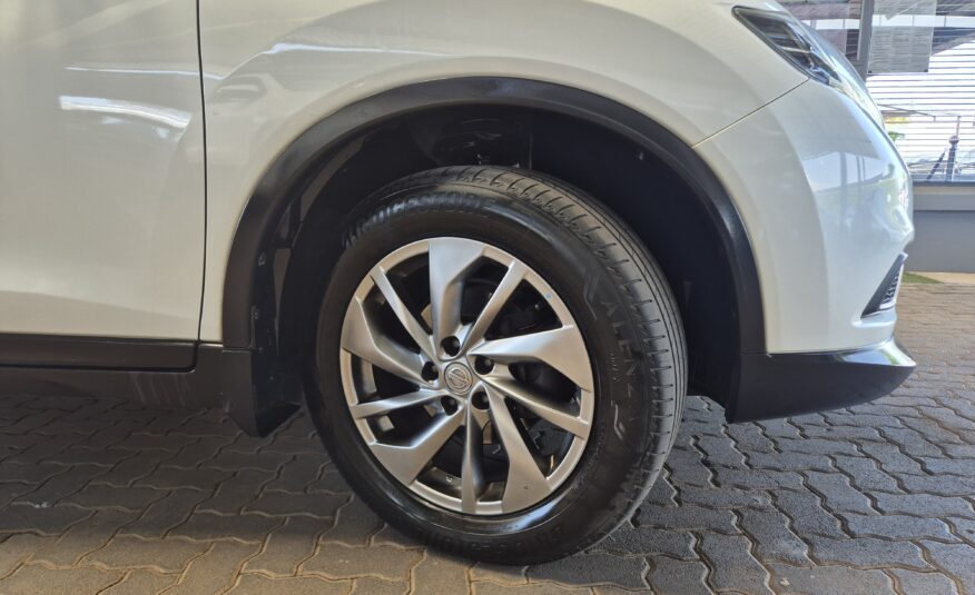 Nissan X-Trail 2.0 XE