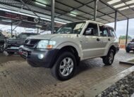 Mitsubishi Pajero 5-Door 3.2DI-D GLX
