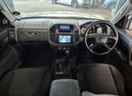 Mitsubishi Pajero 5-Door 3.2DI-D GLX