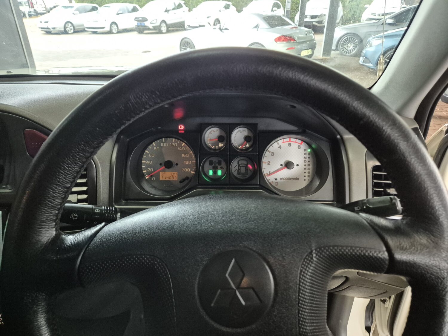 Mitsubishi Pajero 5-Door 3.2DI-D GLX