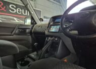 Mitsubishi Pajero 5-Door 3.2DI-D GLX